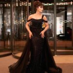 Urvashi Rautela Instagram – At Toronto International Film Festival for the Official Premiere of my upcoming film #DilHaiGray 🎥. Thank you @tiff_net 🖤Can’t wait to see and meet all my international fans, especially in Canada. So honoured 🖤

@reve_couturee
@sujayrphotography
@tiltintripod
@eternal_impressions_

☆

☆

☆

☆

☆

☆ 

☆

☆

  #love #UrvashiRautela #UR1 #cricket #CricketWorldCup #India #toronto #canada #tiff #torontointernationalfilmfestival Toronto International Film Festival (Tiff)