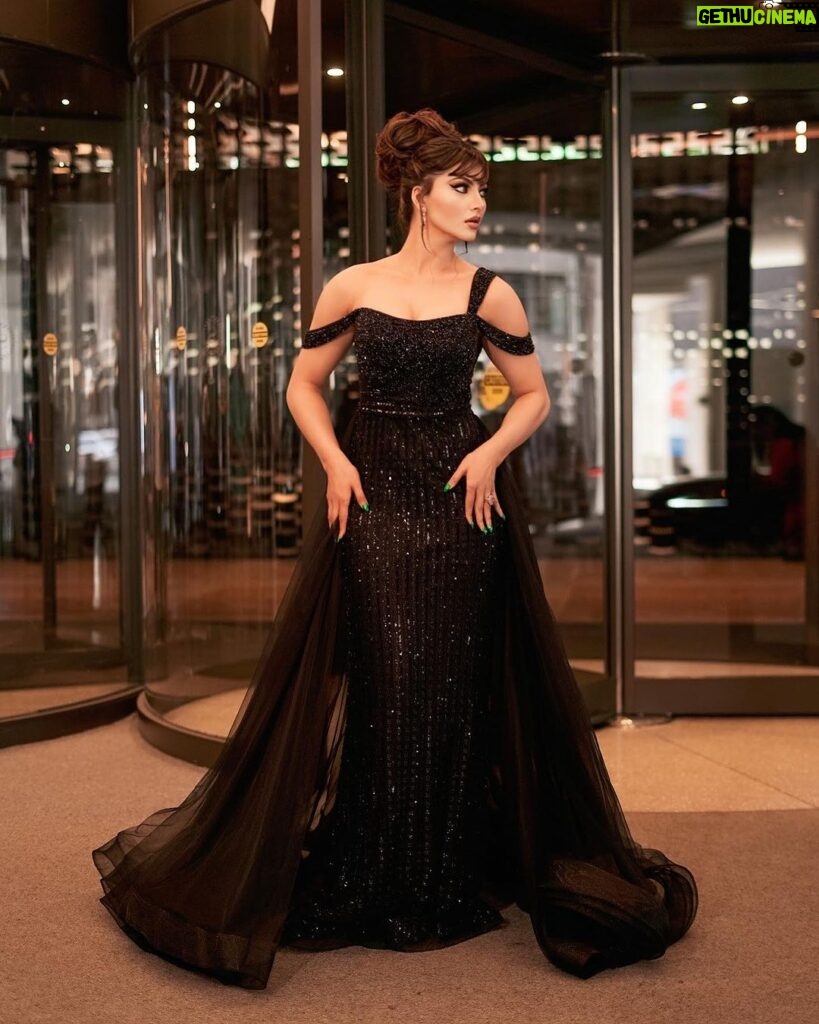 Urvashi Rautela Instagram - At Toronto International Film Festival for the Official Premiere of my upcoming film #DilHaiGray 🎥. Thank you @tiff_net 🖤Can’t wait to see and meet all my international fans, especially in Canada. So honoured 🖤 @reve_couturee @sujayrphotography @tiltintripod @eternal_impressions_ ☆ ☆ ☆ ☆ ☆ ☆ ☆ ☆ #love #UrvashiRautela #UR1 #cricket #CricketWorldCup #India #toronto #canada #tiff #torontointernationalfilmfestival Toronto International Film Festival (Tiff)