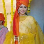 Urvashi Rautela Instagram - 🧡💛 #Day5 🏡 ☆ ☆ ☆ ☆ ☆ ☆ ☆ ☆ #love #UrvashiRautela #UR1 Juhu, Mumbai