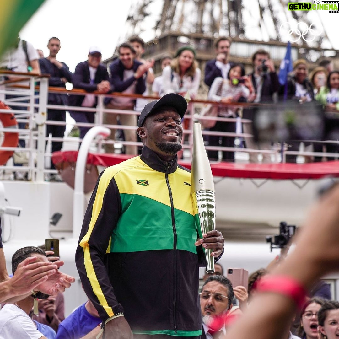 Usain Bolt Instagram - Unforgettable moments from an unforgettable day in Paris! 🎉 Witness the reveal of the #Paris2024 Olympic torch as @UsainBolt and 100 other French athletes sail aboard the iconic @EquipeFra team boat ⚡️🇫🇷