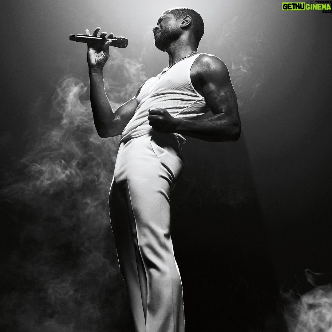 Usher Instagram - SUPER BOWL MVP Thank U again @voguemagazine for this wonderful cover story and write up. Thank U to @carolynmurphy for being apart of this special moment. And a very special thank U to my team @chamberschris @thechambergroup_experience Lydia, and @bellamybrewster. Photographer: Campbell Addy / @campbelladdy Writer: Alessandra Codinha / @atcodinha Fashion Editor: Max Ortega / @maxortegag Hair: Shawn “Shizz” Porter (for Usher) / Evanie Frausto @evaniefrausto (for Carolyn Murphy) Makeup: Lola Okanlawon @lolasbeautymark (for Usher) / Raisa Flowers @raisaflowers (for Carolyn Murphy) Talent Director: Sergio Kletnoy // @sergiokletnoy