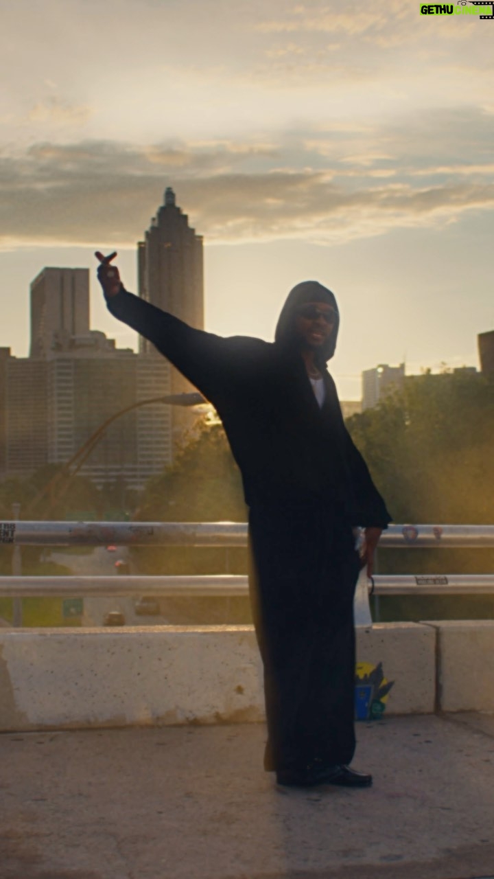 Usher Instagram - ‘Good Good’ Official Music Video OUT NOW @summerwalker @21savage