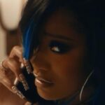 Usher Instagram - When fantasies become reality...’Boyfriend’ Out Tomorrow, 8/16 | Hit the link in my bio to set a reminder for the Official Music Video Premiere