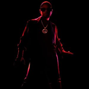 Usher Instagram - It’s showtime! Tune in now to watch @usher light up the stage, live at the #AppleMusicHalftime Show. #SBLVIII @rocnation @nfl @nfloncbs