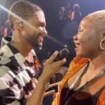 Usher Instagram - Ain’t nothing like a good ‘ol fashioned duet ... U betta sang it girl! 😏🗣️ VEGAS, I’m back.