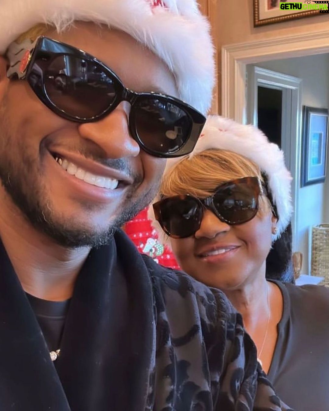 Usher Instagram - Happy Mother’s Day to these three incredible women in my life ❤️ Thank you for the gifts you've given. I appreciate you. Today is a celebration for all the mothers out there and those women who may not have had their own children, but are mothers by nature. I’m also sending love to those who may have lost a mother. Let’s celebrate what it is to be a nurturer…to be a mother 🙏🏾