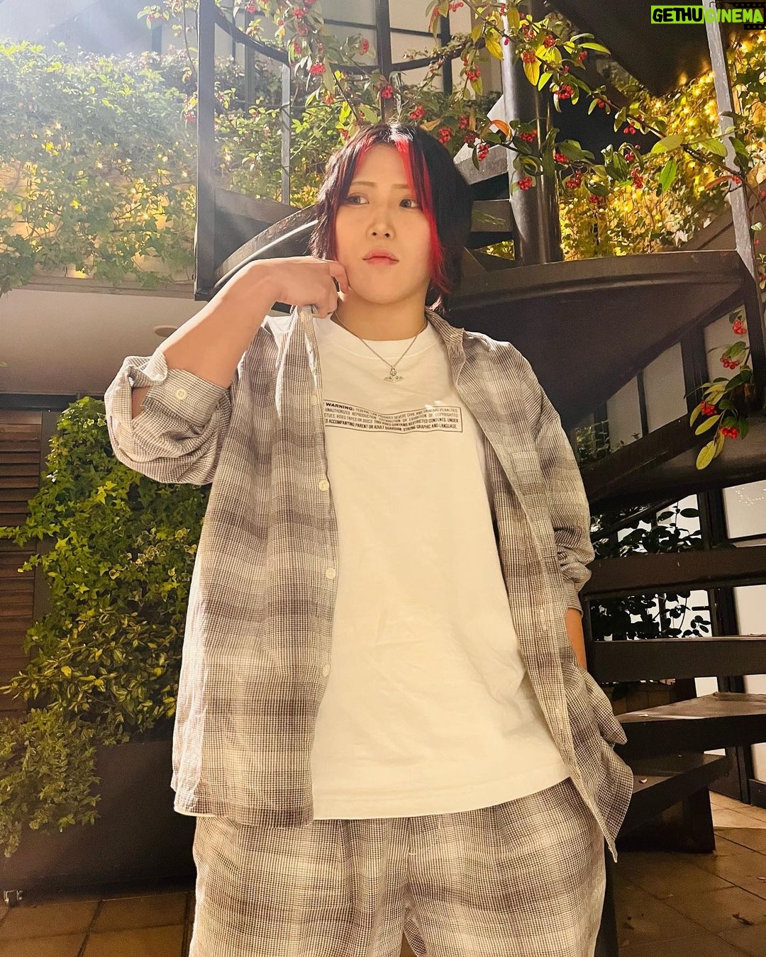 Utami Hayashishita Instagram - 🌹 . . この前の会見 . . #STARDOM #QQ