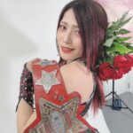 Utami Hayashishita Instagram - 2021年度東スポ女子プロレス大賞受賞🌹 支えてくれる全ての皆さんのおかげです。 ありがとうございます。 . まだまだ歩みを止めません 今後の林下詩美にも期待していてください！ . 本当に嬉しい！ ありがとうございました！！✨ . #QQ #STARDOM