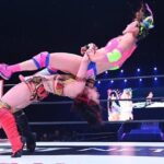 Utami Hayashishita Instagram - 🌹 . . . フワちゃん . プロレスへの気持ちが伝わった 素晴らしい . ただ、私たちとの壁は大きいよ . ありがとうございました🌹 . . . #STARDOM #QQ