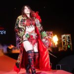 Utami Hayashishita Instagram - 🌹 . 2020.11.15 ~ 2021.12.29 . ベルトと一緒に駆け抜けた1年 ありがとう . 紅白タッグになる約束 守れなくてごめんね . #QQ #STARDOM 両国国技館