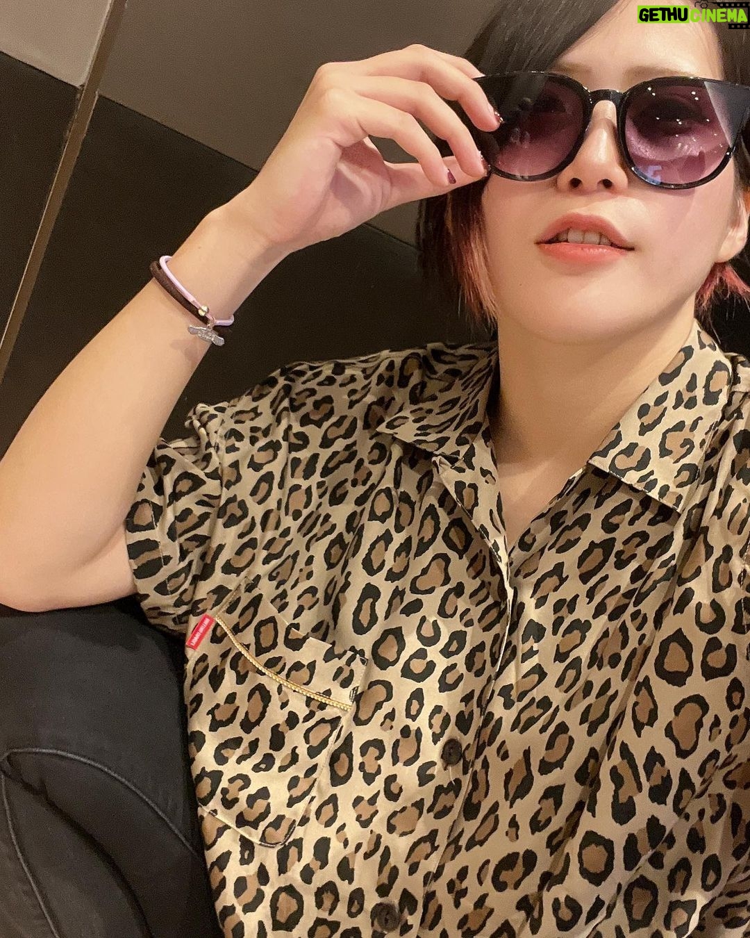 Utami Hayashishita Instagram - 💣 . . . 先日の会見の服はパイセン風 . . . #STARDOM #QQ