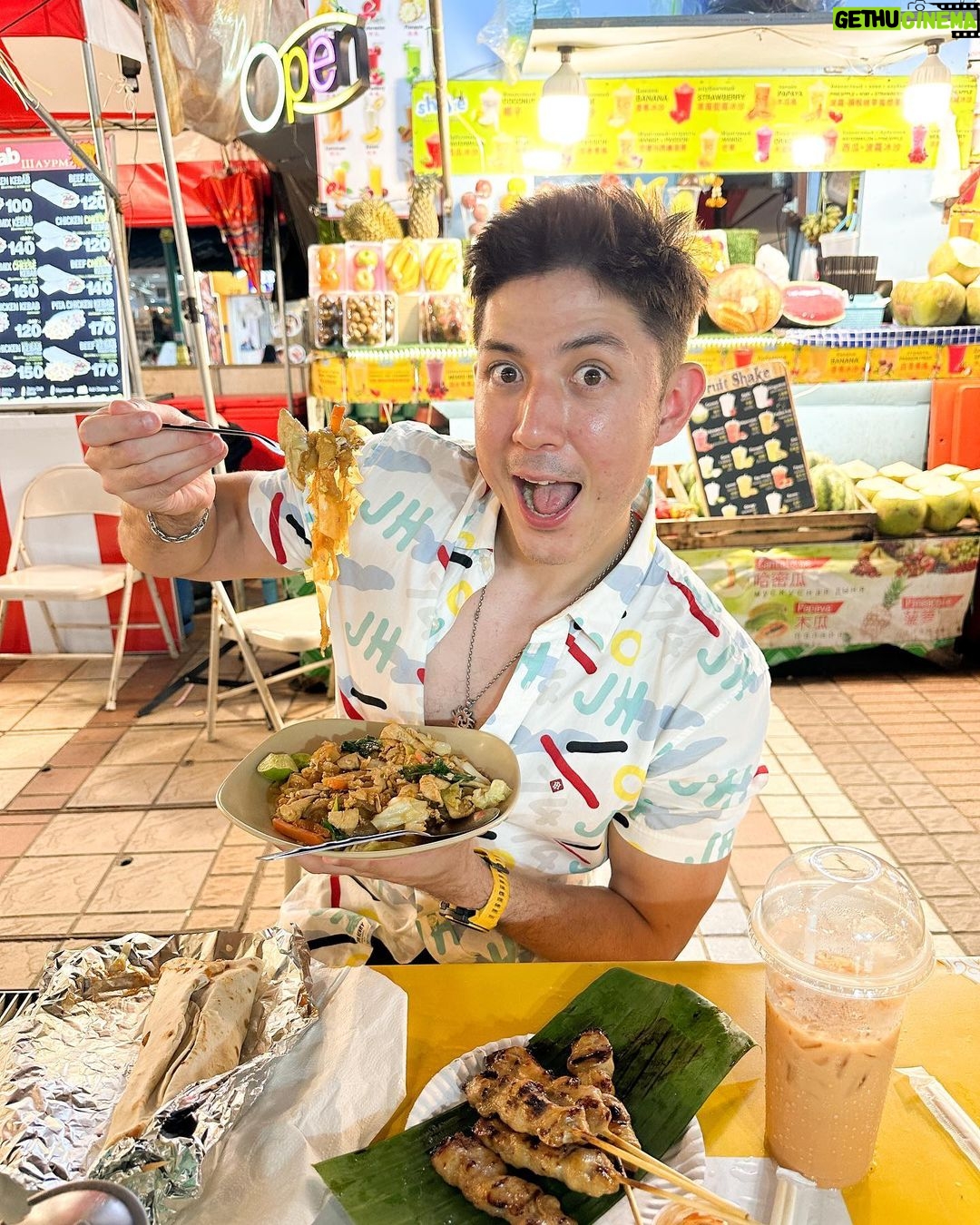 Uyan Tien Instagram - 泰國美食!普吉島我要吃到飽! 整個晚餐不到250台幣🤤🤤🤤 Thailand Phuket food!Yummy! Phuket, Thailand
