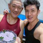 Uyan Tien Instagram - 提早回家陪爸爸過父親節！明天8月8號就快到了，所以也提早祝福所有爸爸們！您如果是爸爸，祝你身體健康賺大錢來顧小朋友！如果您有爸爸常常跟他說「我愛你！」
