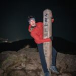 Uyan Tien Instagram - 成為北部台北最高的山，七星山真的很好走。不難，漂亮，友善，安全。而且拍風景真的很加分！你們喜歡哪一張？唯一的缺點是有時候小蚊子小飛蟲多到連一張照片無法開眼睛拍，不然東西會飛進去。我要去買一個頭網來解決這個問題😂 七星山主峰