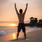 Uyan Tien Instagram - Bring back summer ！ 喜歡陽光的溫暖， 照在沙灘黃金的色調光線 #balitravel
