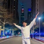 Uyan Tien Instagram - 祝大家新年快樂！！龍年也要到了所以也順便祝大家龍年快樂！希望新的一年大家可以繼續加油，注意自己的身體健康，設定自己的事業的目標。繼續往前衝！2024，我們來了！ 你們最喜歡哪一張煙火的照片呢？#新年快樂 #happynewyear2024 Taipei, Taiwan