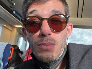 Víctor Elías Instagram - Mi selección para el anuario de la IA, sin IA cuando he visto que tardaba 24 h 😂😂😂

Pues no es tan rápido esto de la IA 😂😂😂

#ia #anuario #trend