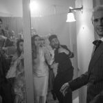 Víctor Elías Instagram - Ya está fuera el videoclip de “Mi Corazón” no sabéis lo que me encontré al llegar, la que había liado @frnperea 😂😂 Gracias a todos los que participáis y hacéis posible el 1 + 1 son 20 y que manera de darle rollo @roimendez @robertolealg Gracias a todos los actorazos que decidieron meterse en la piel de hotel ❤️❤️ y a nuestro inseparable @imesentertainment 🫶🏻 #micorazon #remember #franperea #videoclip #musica #music