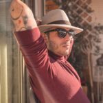 Víctor Elías Instagram - Pues al final se quedó buen domingo 🤠🤠 Para los que pregunten todavía no he encontrado el arca perdida 🐍💎