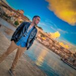 Víctor Elías Instagram - 🎶Booooorn to be wiiiiiild🎶 #oporto #riodouro Oporto