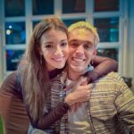 Víctor Elías Instagram - Cumplir años a tu lado es cumplir metas, ilusiones y retos. @anaguerramusic 🫶🏻🫶🏻 #cumpleaños #32 #metas #ilusion #pareja
