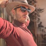 Víctor Elías Instagram - Pues al final se quedó buen domingo 🤠🤠 Para los que pregunten todavía no he encontrado el arca perdida 🐍💎