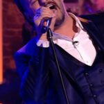 Víctor Elías Instagram - 💥 PROGRAMA 3 💥 #ThatsmyJamEspaña @movistarplus Siguen los temazos ☄️ 1. @asieretxeandia Bohemian Rhapsody (Crooner) 😱 2. Prueba Polos Opuestos “Mashup” @anaguerramusic (Cantar Viviendo Deprisa encima de despacito) 🫶🏻 3. @lorenacastell Polos Opuestos “Mashup” (Mucho Mejor encima de Mucho Peor) 😱 @goiko_martinez @vontirsen @piratobich @redhouserevival_ @roimendez @auroragarcia_oficial @fabismyname @sergioloboalonso @jmrosillo @lacoproductora Y MAÑANA EL CUARTO OS VAIS A QUEDAR ASÍ 😲