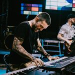 Víctor Elías Instagram - Primer bolo con @gonzalohermida lleno de risas, buena musica y buena compañía ❤️ @felixfanlo @arturoruizbass @jani_pihlman @dhdrecords #alex Fotones de @joselu005