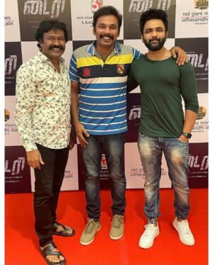 VJ Thanigai Instagram - #diarypremiershow 
#diaryfromtoday 
please do watch in theaters ❤️🙏 @redgiantmovies_ @udhay_stalin @arulnithi_tamilarasu @innasi_pandiyan @mathikrishnan88 @ronethanyohann @aravinndsingh @gnanakaravel.s @ranjana_nachiyaar @_rudrakaarthikeyan_ @ns_madeshwaran @_soniyasuresh_ @shivashahra_official @noel_raj_official