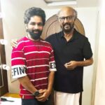 VJ Thanigai Instagram - what can I ask more than this ?? Best birthday gift ever ❤️ Love u Thalaivaaa ❤️ with one and only super @rajinikanth sir ❤️🔥 #superstar #rajini #rajinikanth #thalaivar #actor #cinema