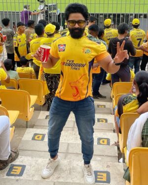 VJ Thanigai Instagram - #csk 💛