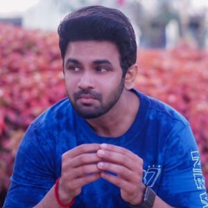 VJ Thanigai Instagram - #somethingnew #fresh 😜  #missedtopost ❤️🫣

#instapic #picoftheday #instalike #instadaily #actor #thanikai #vjthanikai #actorthanikai #goodvibes #motivation #inspiration #trending #pic #reels #runner #athelete #sport #game #marathon #cricket #movie #film #cinema