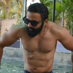 VJ Thanigai Instagram – Falling in love with farm life.” 
#chilling #farmhouse #vibes ❤️

#instagram #instadaily #trending #actor #chill #positivity #selflove #stressbuster #swimming #naturelover #candid #peace #thanikai #spreadlove ❤️