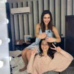 Vaani Kapoor Instagram - This is what happens when you mix makeup tutorials with friendship and a camera. #nofilter