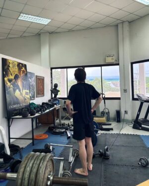 Vachirawit Chivaaree Instagram - มาซ้อมคิวบู๊❌️
มาเล่นบาส✅️