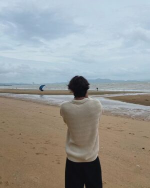 Vachirawit Chivaaree Instagram - Vacay🌴