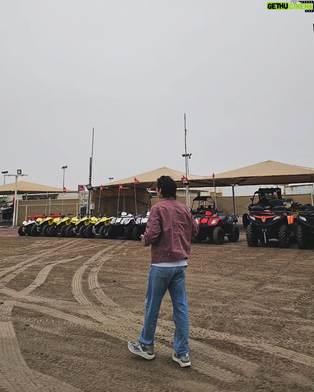 Vachirawit Chivaaree Instagram - it's atv time🏜 Doha