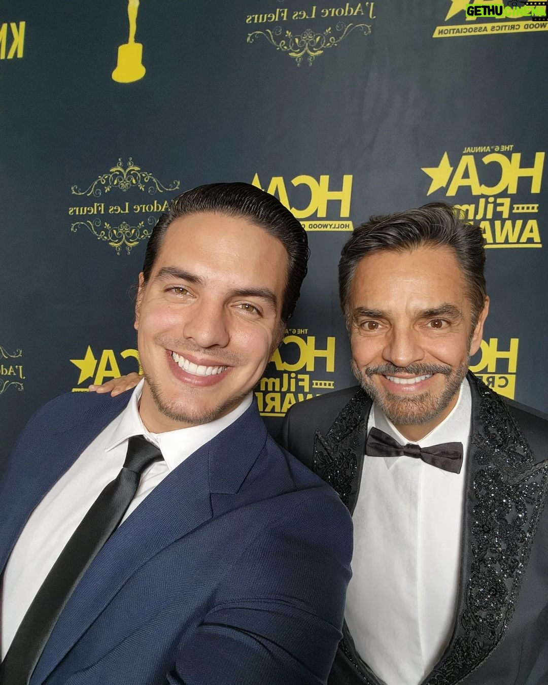 Vadhir Derbez Instagram - Such an Honor to be at the @hollywoodcriticsassociation Awards and meet some of these talented ppl. . Que Honor estar en los HCA y poder compartir con gente tan talentosa. La pasamos demasiado bien ππ . (La Tercera foto es Gabriel Labelle, el Prota de The Fablamans y la Cuarta es Harvey Guillien de What we Do in the Shadows y Puss n Boots. ) Beverly Hills, California