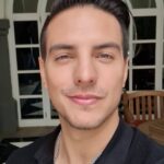 Vadhir Derbez Instagram - 🇲🇽Una selfie random porque no he subido nada jajaj . 🇺🇲Random selfie just cuz I haven't uploaded much. . Los Angeles, California