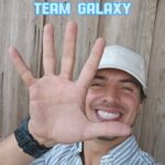 Vadhir Derbez Instagram - 🇲🇽5 Razones por las que soy #TeamGalaxy @samsungmexico . 🇺🇲5 Reasons of why I'm #TeamGalaxy #patrocinadopor @samsungmexico