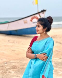 Vaishnavi Arulmozhi Instagram - In my own world ❤️ #vaishnaviarulmozhi #vaishnavi