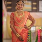 Vaishnavi Arulmozhi Instagram - Believe in yourself to make miracles ☺️✨ Makeup: Darlin @sty1e_guru ❤️ @24kluxurysalon Hairdo: @muthuartisty Saree: @srisaicollections9 Blouse: @designed_by_sindhu Jewellery: @new_ideas_fashions Mehandi: @mathi_henna_art Clicked by: @storiesbysidhu #vaishnavi #vaishnaviarulmozhi #vaanathikalyanam #zeetamil