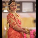 Vaishnavi Arulmozhi Instagram - Believe in yourself to make miracles ☺️✨ Makeup: Darlin @sty1e_guru ❤️ @24kluxurysalon Hairdo: @muthuartisty Saree: @srisaicollections9 Blouse: @designed_by_sindhu Jewellery: @new_ideas_fashions Mehandi: @mathi_henna_art Clicked by: @storiesbysidhu #vaishnavi #vaishnaviarulmozhi #vaanathikalyanam #zeetamil
