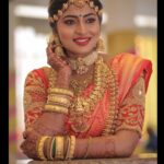 Vaishnavi Arulmozhi Instagram - Believe in yourself to make miracles ☺️✨ Makeup: Darlin @sty1e_guru ❤️ @24kluxurysalon Hairdo: @muthuartisty Saree: @srisaicollections9 Blouse: @designed_by_sindhu Jewellery: @new_ideas_fashions Mehandi: @mathi_henna_art Clicked by: @storiesbysidhu #vaishnavi #vaishnaviarulmozhi #vaanathikalyanam #zeetamil