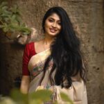Vaishnavi Arulmozhi Instagram – Siru punnagaiudan ✨
Styling: @sty1e_guru 
Shot by : @navin.appu 

#vaishnavi #vaishnaviarulmozhi
