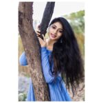 Vaishnavi Arulmozhi Instagram - நினைவுகளின் நிழலாய் ஆடை : @angaadai . . #vaishnavi #vaishnaviarulmozhi