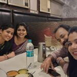 Vaishnavi Arulmozhi Instagram - 2yrs of Peranbu! Yes, it’s the day we started our journey in Peranbu family!Thank you is not enough for all the love you gave us Makkale! Thanks and love to all my co-stars/family @vijay7__ mera dhosthu @shamithageddada Akka @laxarthy_official Amma #sivakumar Appa @cn_ravishankar Daddy @saivamravi Pa @rajeshwariraji75 😉 @sreenidhi_ Teddy @sai._.mu786 #pranav #Madhu Anna @rajesh.gadde.14 Anna @shalinirajan__ Shalu ma. Am forever grateful to @ramanagirivasan Sir for this beautiful serial And Thank you @zeetamizh @zee5tamil for this lovely opportunity and support . And thanks to all my Producers Bala Sir,Kishore Sir and Priyan Sir. All my Directors Bala Sir,Bashir Sir,RK Sir, Durga Saravanan Sir, Priyan Sir and Ramkumar Sir. Thank you to all my DOP for showing me beautiful Dinesh Sir, ganeshraja_dop sir, Kalaivannan Sir, Martin Sir and Kavi Sir And my project EP Selvasaravan Sir and @arivunidhi.m Sir. Peranbu will always hold a place in my heart, and thanks to all my FAN PAGES! Enga irunthu ya edit panreenga! Am literally loving it, தங்களின் பேரன்பிற்கும் பேராதரவிற்கும் மிக்க நன்றி my sweethearts. Love you # 2yrsofperanbu #vaishnaviarulmozhi #vaishnavi #2yrsofvanathi #shanmathi