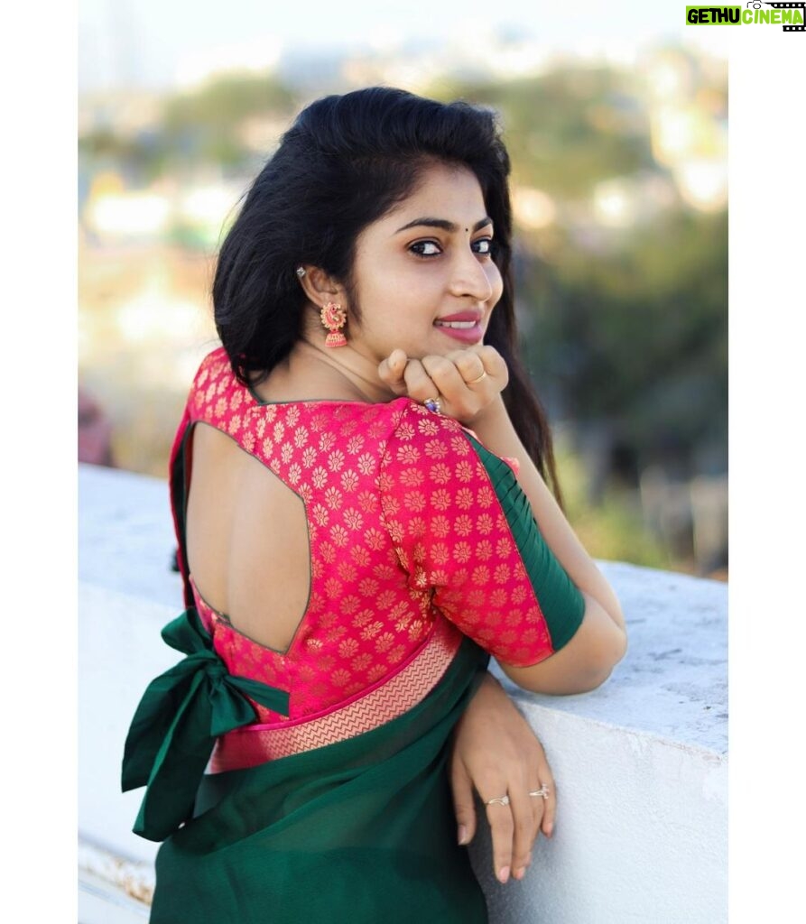 Vaishnavi Arulmozhi Instagram - 💫 Saree: @srisaicollections9 Blouse: @vastram_theethniccouture #vaishnavi #vaishnaviarulmozhi