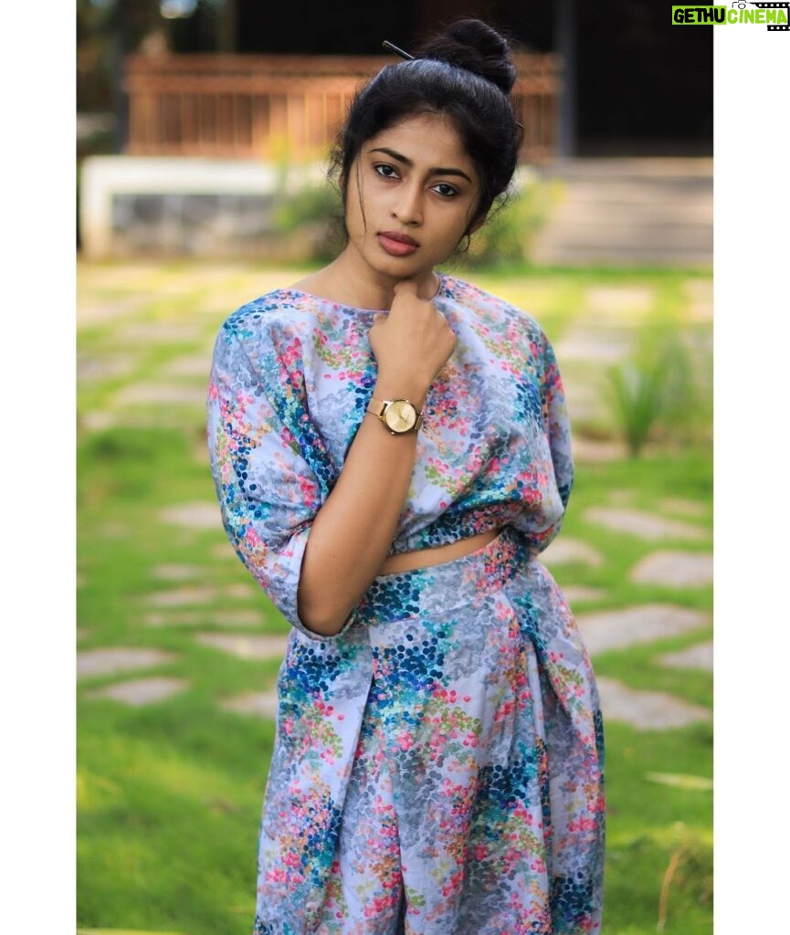 Vaishnavi Arulmozhi Instagram - Live in the moment ✨ Dress: @saya_designstudio ❤️ #vaishnavi #vaishnaviarulmozhi