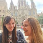 Valeria Britos Instagram - #tbt con mi hija . . . . #barcelona #casadegaudí #sagradafamiliabarcelona #madreehija #travel #risas #lanena